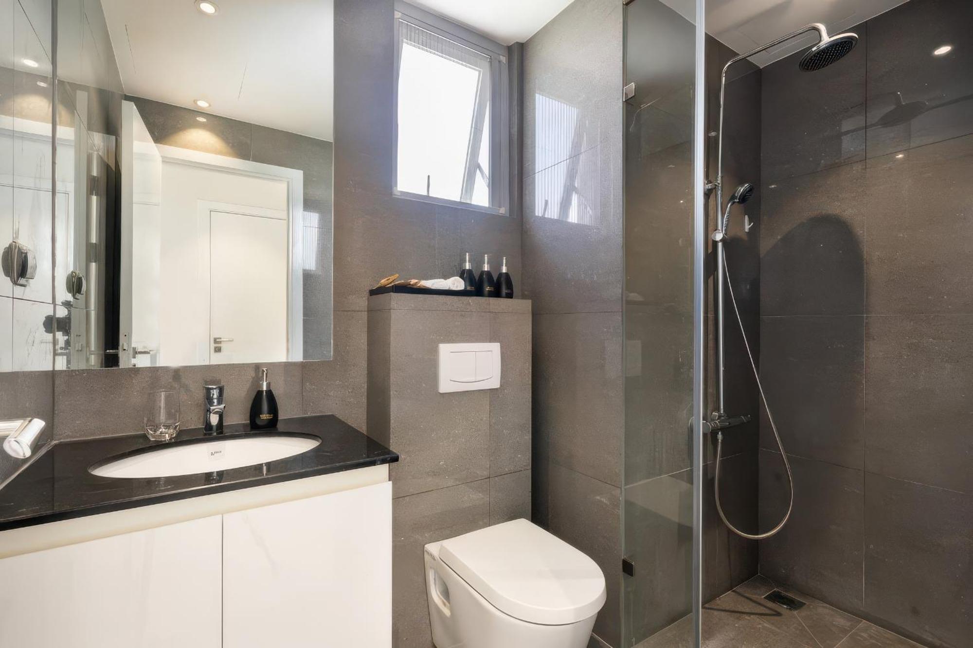 Secc Scenic Valley District 7 Apartment